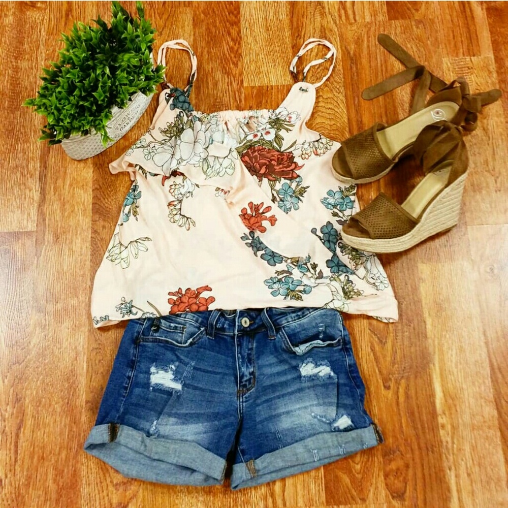 BOHO Floral Surplice Top - Picture 4 of 7